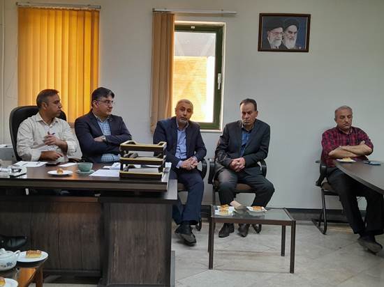 گفتگوی داخلی معاونت آموزشی دانشگاه با کارکنان حوزه آموزش